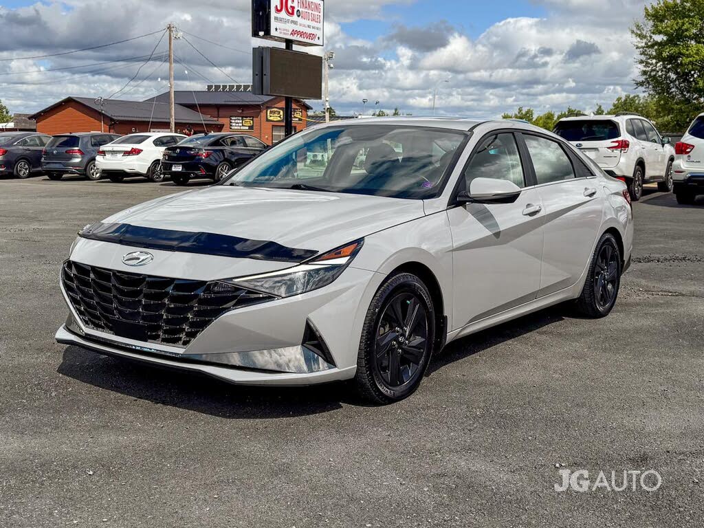 2022 Hyundai Elantra Hybrid Ultimate FWD