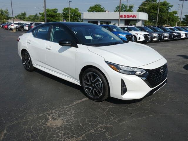 2025 Nissan Sentra SR FWD