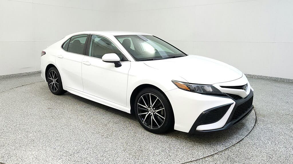 2021 Toyota Camry SE FWD