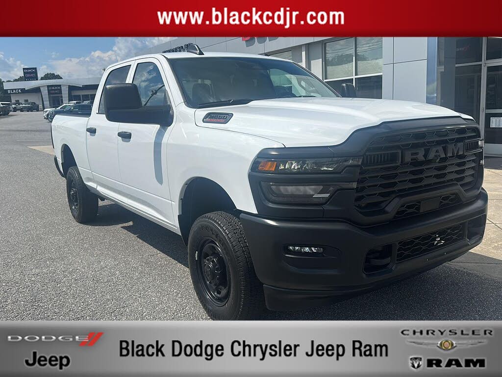 2026 RAM 2500 Tradesman Crew Cab 4WD