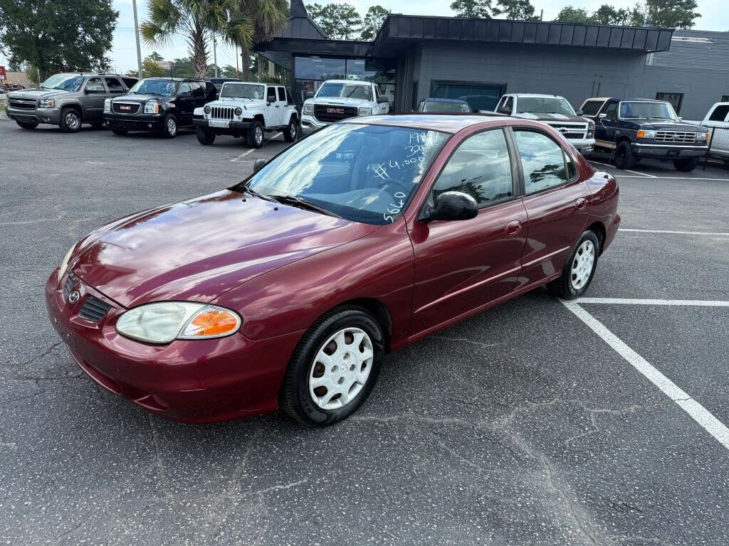 1999 Hyundai Elantra GL Sedan FWD