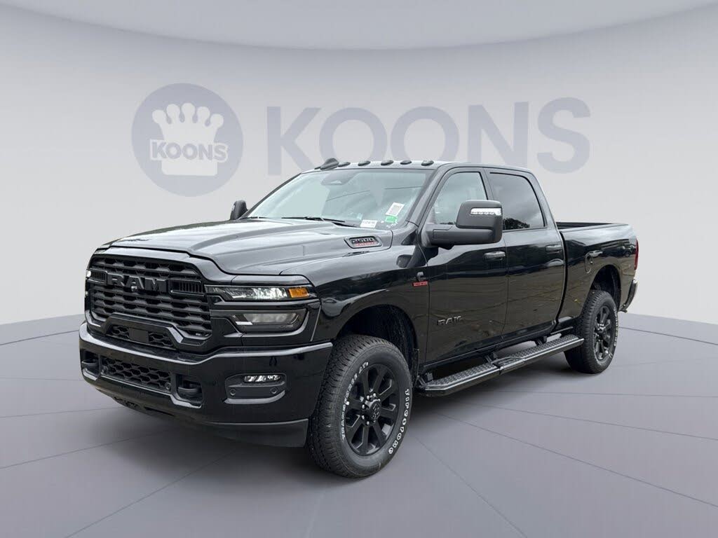 2025 RAM 2500 Big Horn Crew Cab 4WD