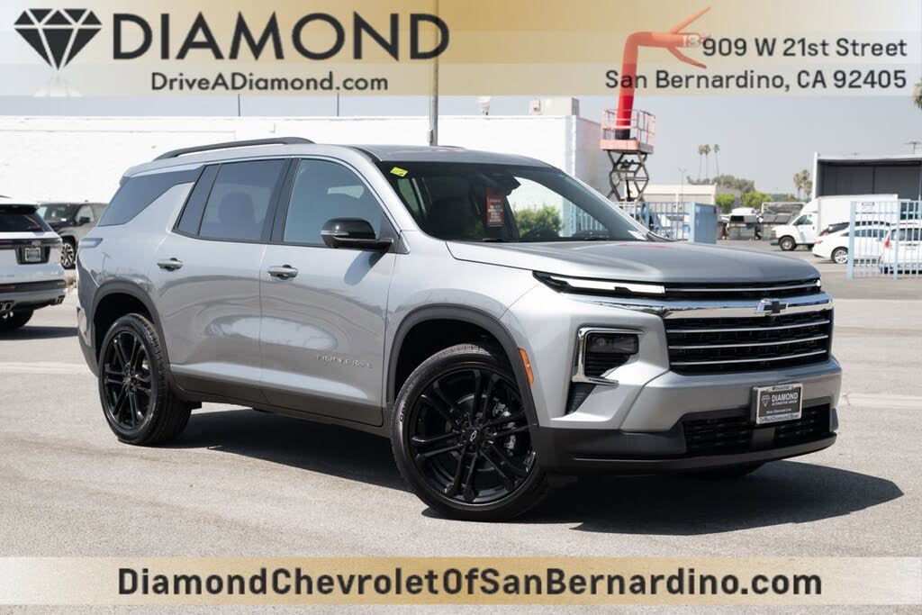 2026 Chevrolet Traverse LT FWD