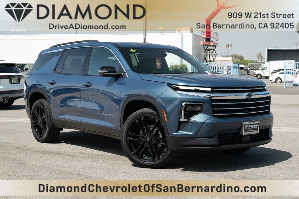 2026 Chevrolet Traverse LT FWD