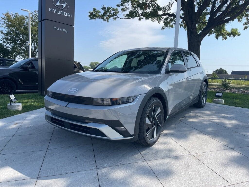 2025 Hyundai Ioniq 5 SE AWD