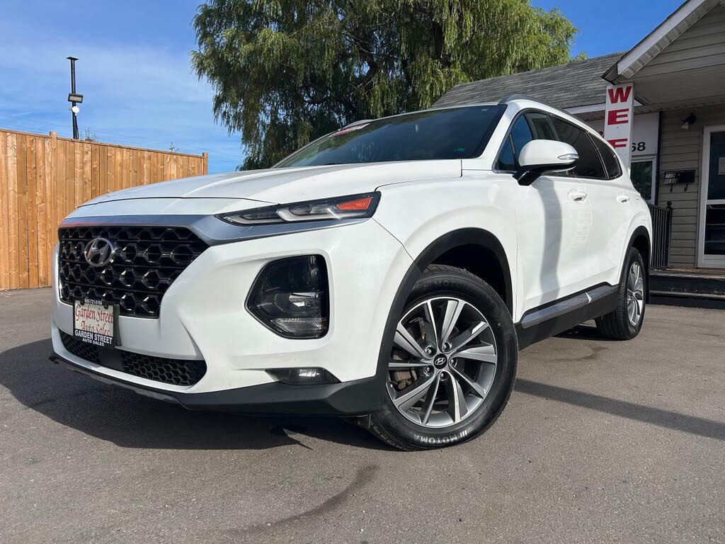 2019 Hyundai Santa Fe 2.4L Preferred AWD with Dark Chrome Accent