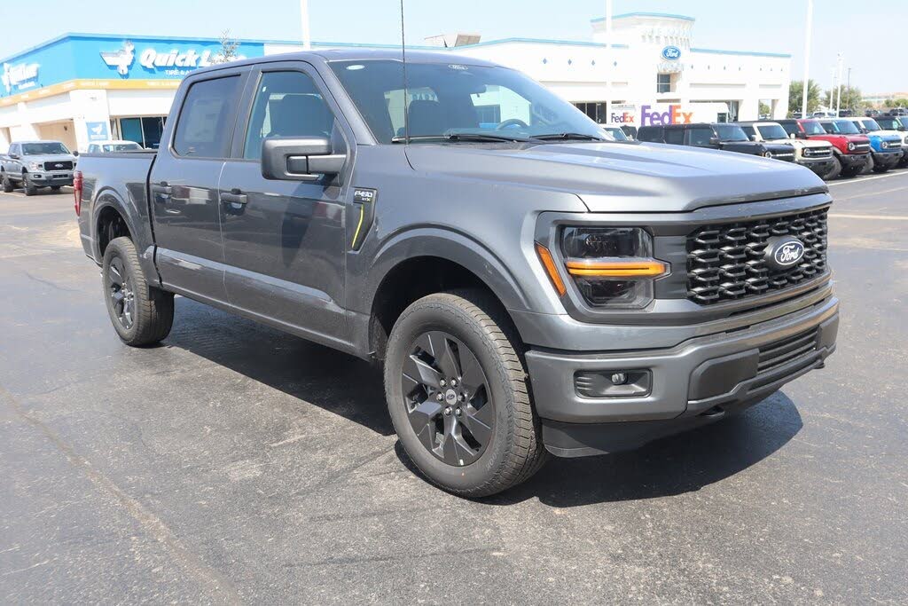 2025 Ford F-150 STX 4dr SuperCrew 4WD
