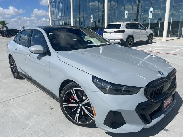 2026 BMW 5 Series 550e xDrive