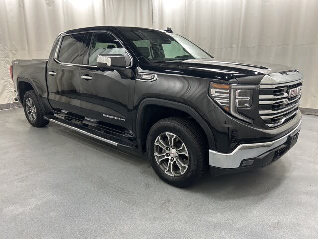 2022 GMC Sierra 1500 SLT Crew Cab 4WD