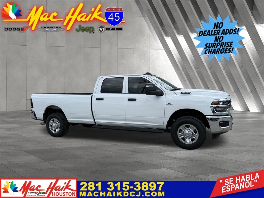 2025 RAM 3500 Tradesman Crew Cab LB 4WD