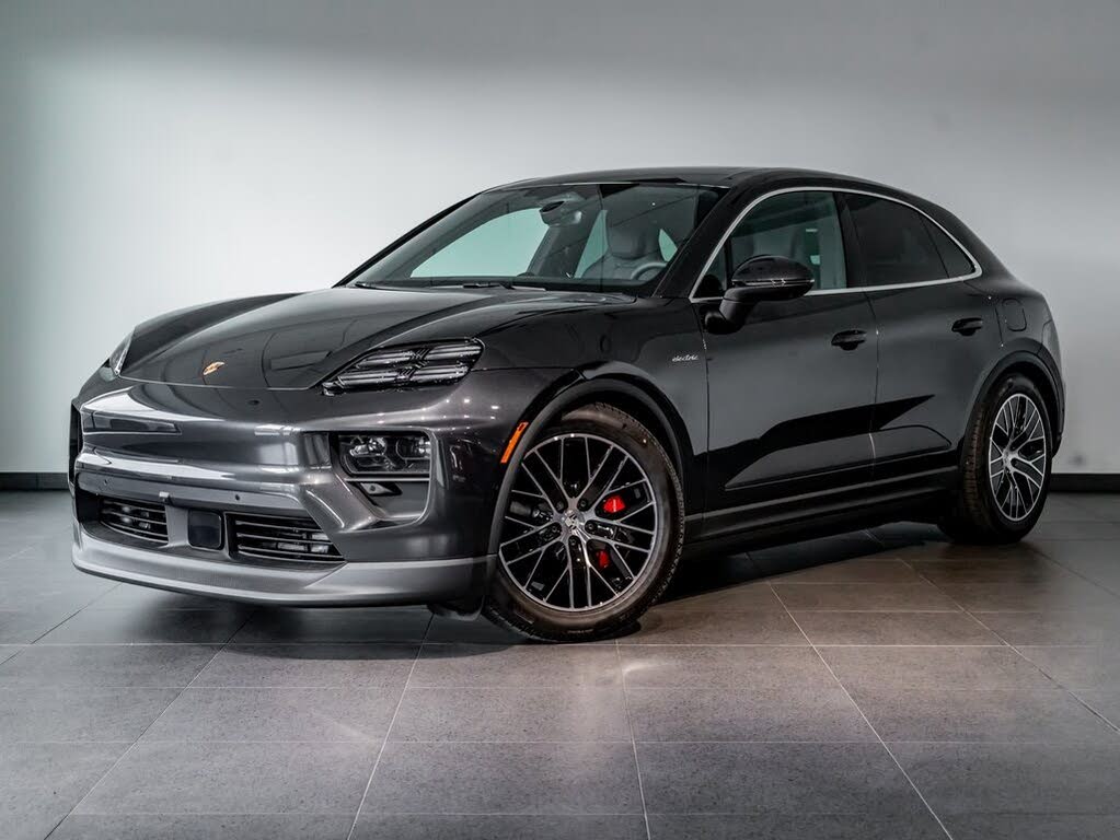 2025 Porsche Macan AWD