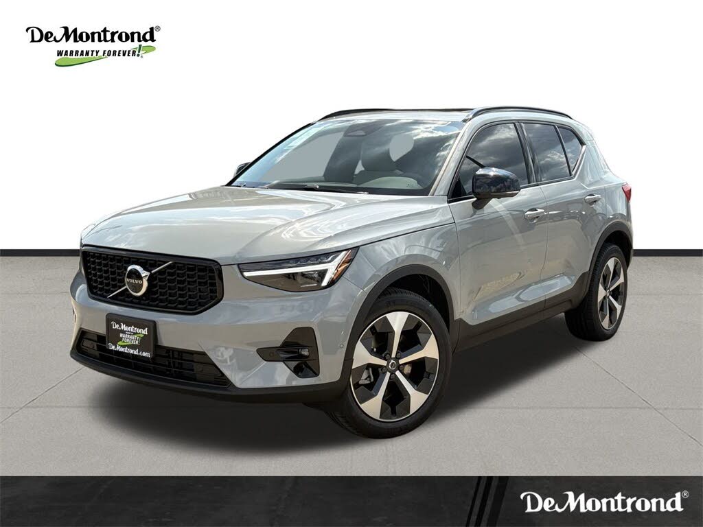 2026 Volvo XC40 B5 Plus AWD