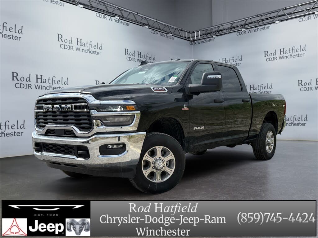 2025 RAM 2500 Big Horn Crew Cab 4WD