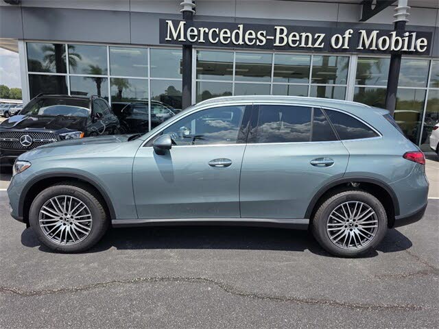 2026 Mercedes-Benz GLC 300 RWD