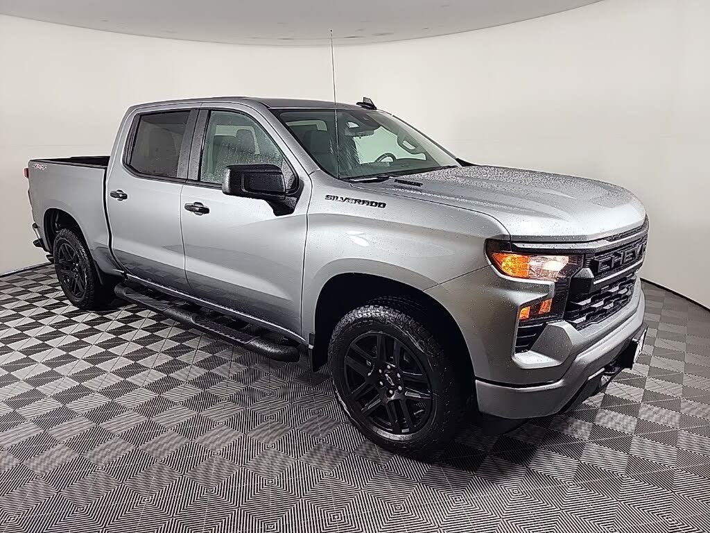 2025 Chevrolet Silverado 1500 Custom Crew Cab 4WD