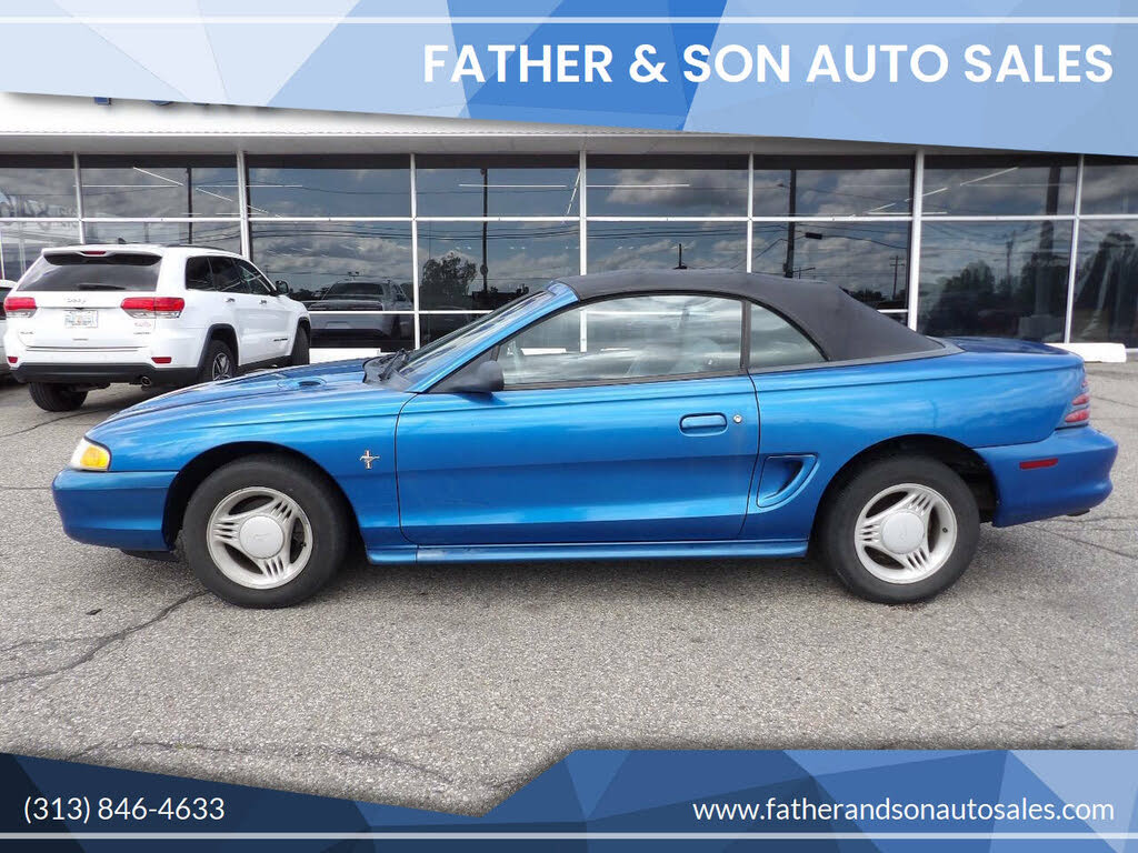 1994 Ford Mustang Convertible RWD