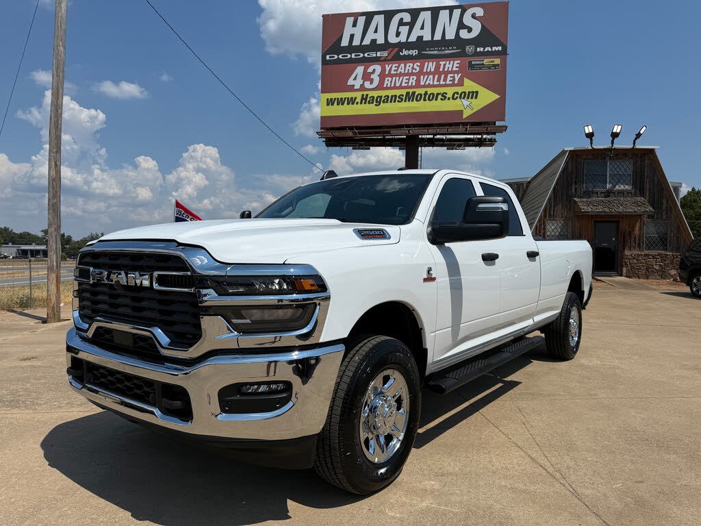 2026 RAM 2500 Tradesman Crew Cab LB 4WD