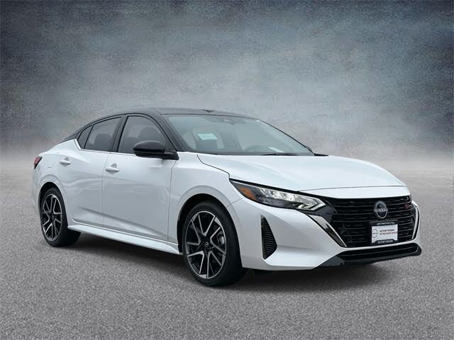 2025 Nissan Sentra SR FWD