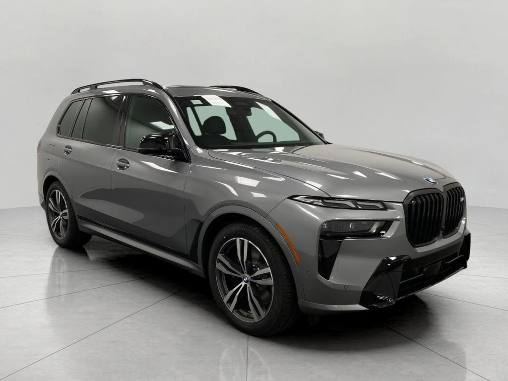 2026 BMW X7 M60i AWD