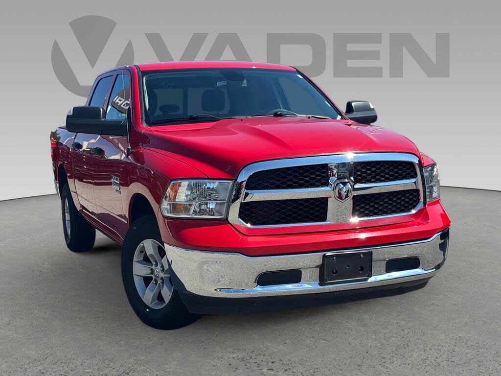 2023 RAM 1500 Classic SLT Crew Cab 4WD