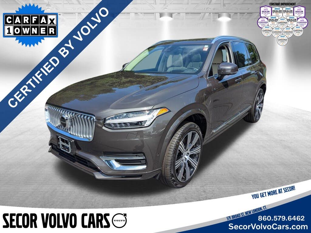 2024 Volvo XC90 Recharge T8 Ultimate Bright Theme 7-Passenger eAWD