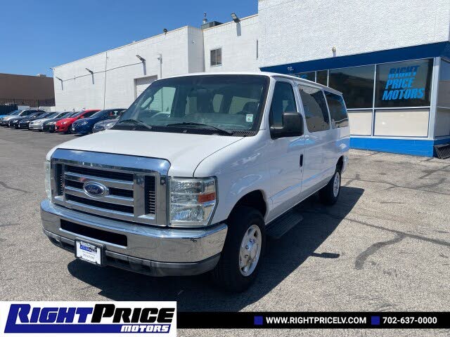 2012 Ford Econoline Wagon E-350 Super Duty Ext XLT