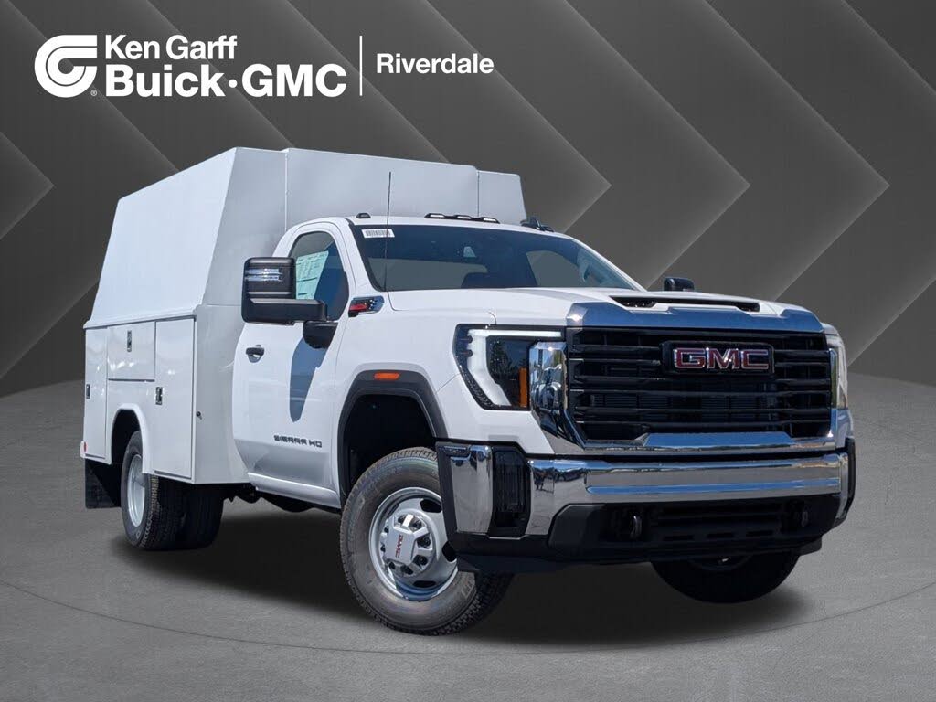 2025 GMC Sierra 3500HD Chassis Pro Regular Cab 4WD
