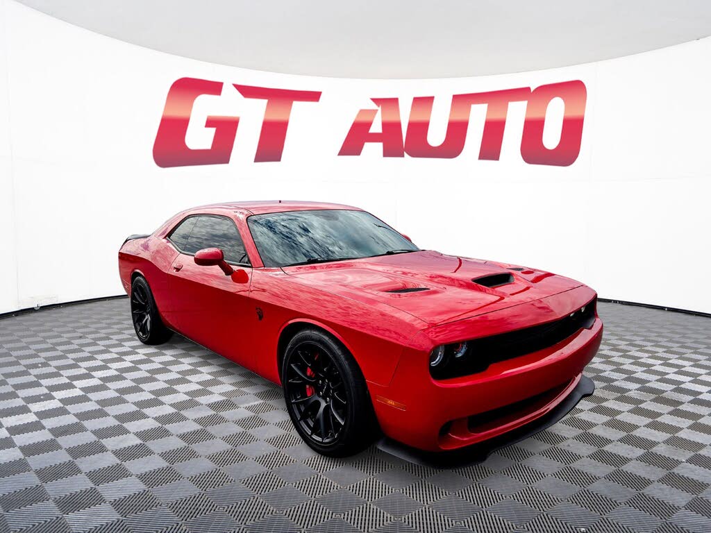 2015 Dodge Challenger SRT Hellcat RWD