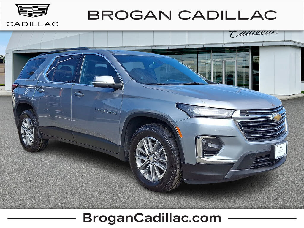 2023 Chevrolet Traverse LT Leather AWD