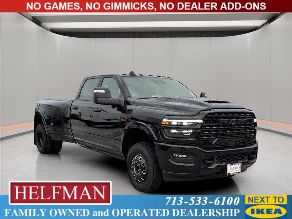 2025 RAM 3500 Limited Crew Cab LB DRW 4WD