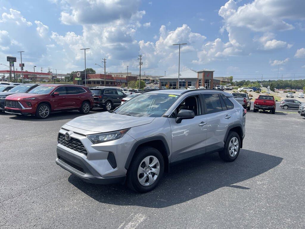 2021 Toyota RAV4 LE FWD