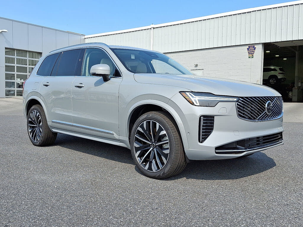 2025 Volvo XC90 Recharge T8 Ultra Bright Theme 7-Passenger eAWD