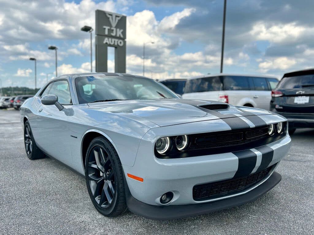 2022 Dodge Challenger R/T RWD
