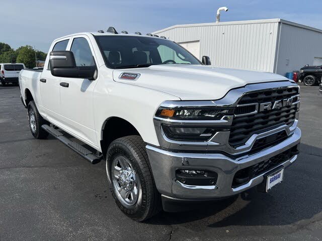 2026 RAM 2500 Tradesman Crew Cab 4WD