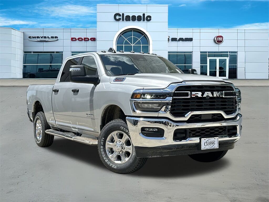 2025 RAM 2500 Big Horn Crew Cab 4WD