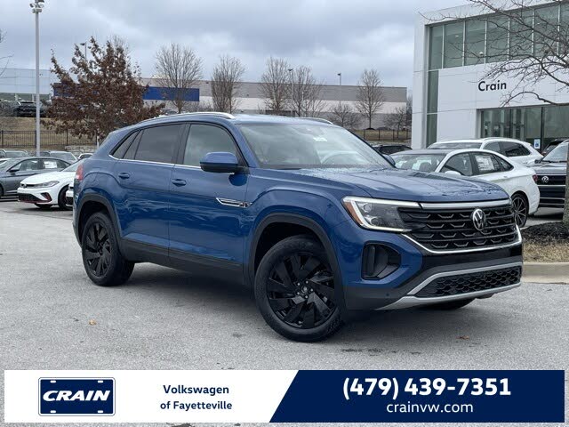 2025 Volkswagen Atlas Cross Sport SE 4Motion with Technology