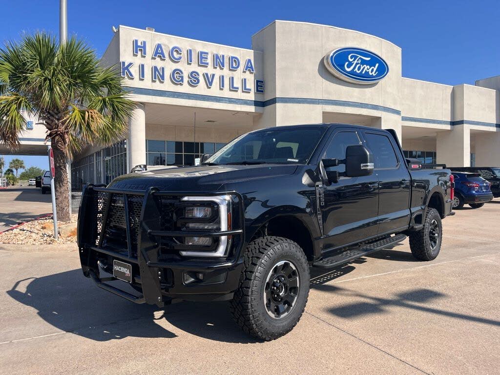 2025 Ford F-250 Super Duty XLT Crew Cab 4WD