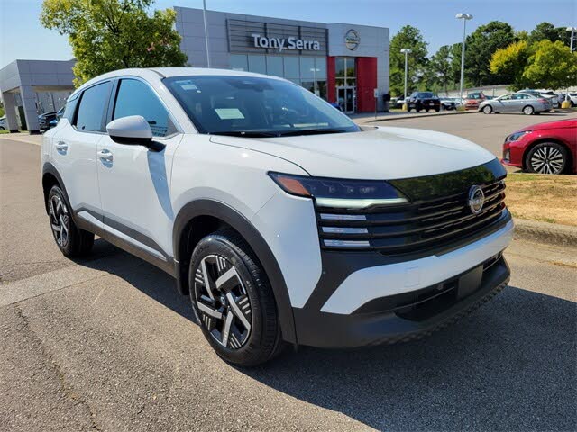 2025 Nissan Kicks SV FWD