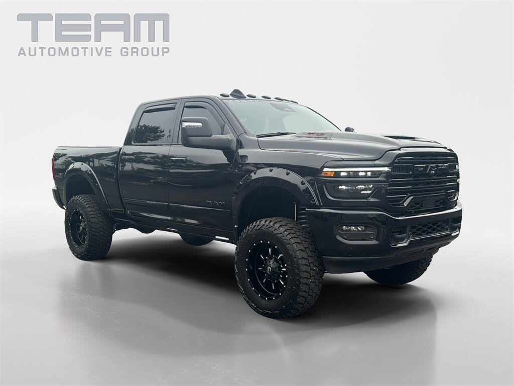2025 RAM 2500 Laramie Crew Cab 4WD
