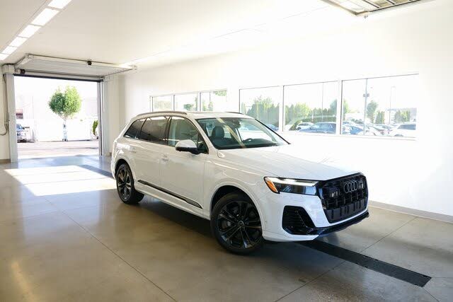 2025 Audi Q7 quattro Premium Plus 55 TFSI