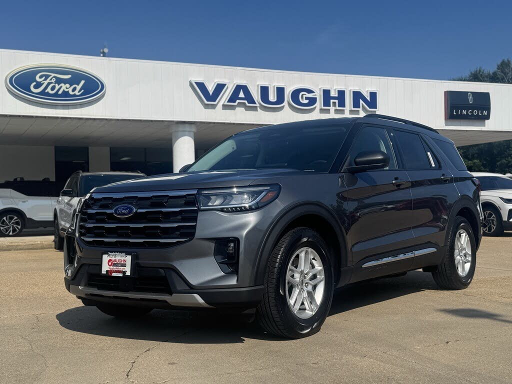 2025 Ford Explorer Active RWD