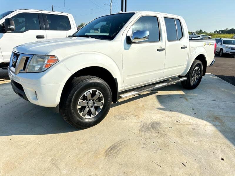 2017 Nissan Frontier S Crew Cab