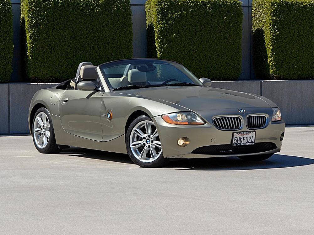 2004 BMW Z4 3.0i Roadster RWD