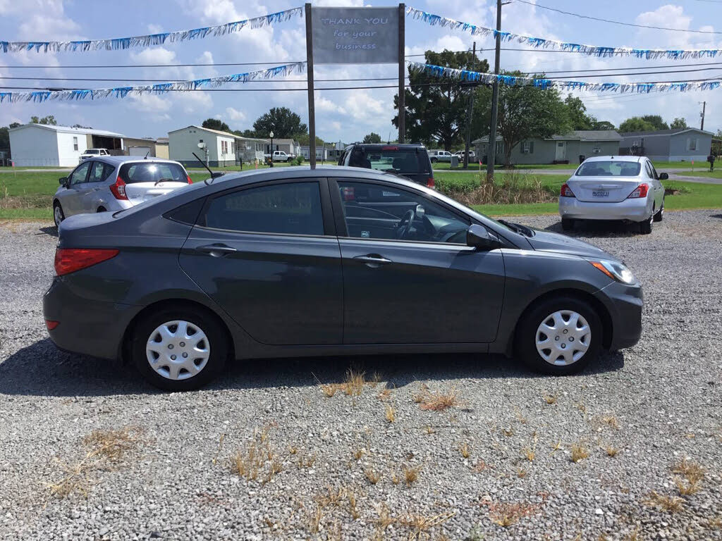 2013 Hyundai Accent GLS Sedan FWD