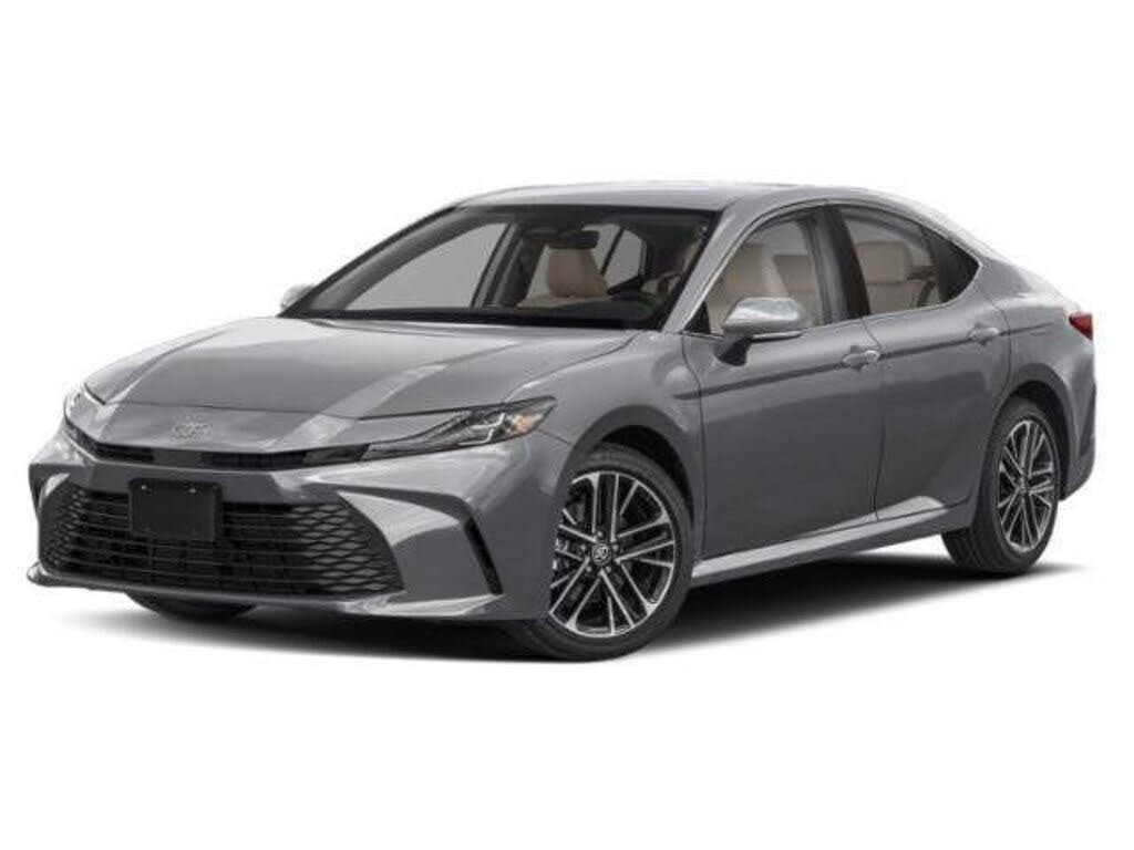 2025 Toyota Camry XLE FWD