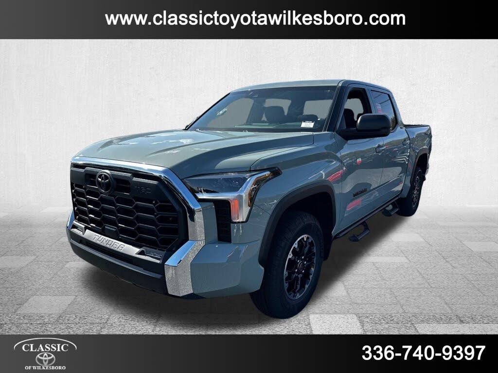 2025 Toyota Tundra SR5 CrewMax Cab 4WD