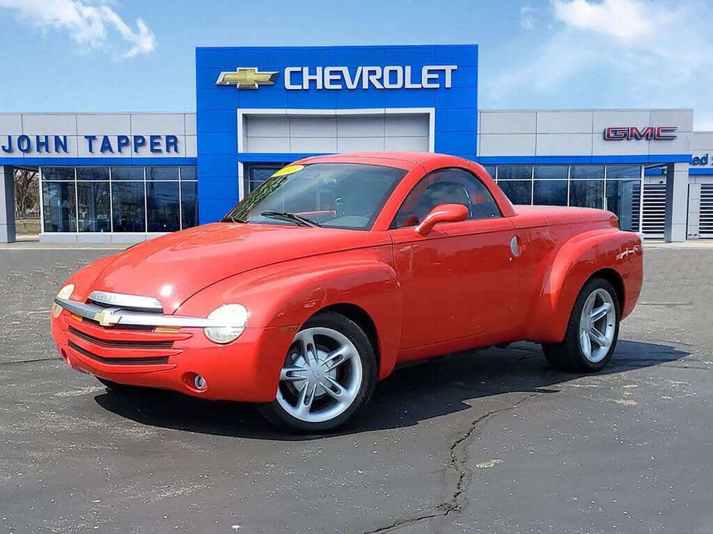 2005 Chevrolet SSR LS RWD