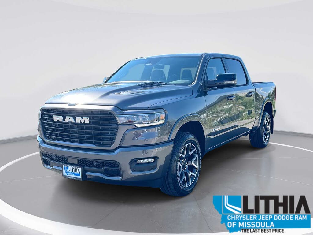 2026 RAM 1500 Laramie Crew Cab 4WD
