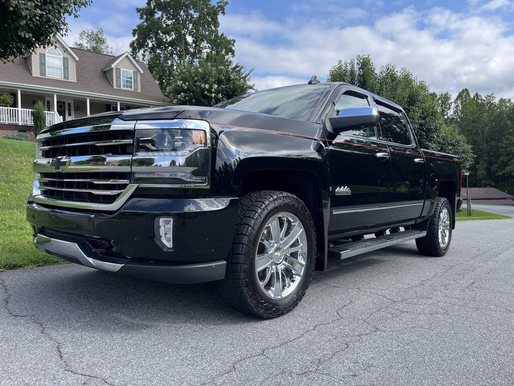 2018 Chevrolet Silverado 1500 High Country Crew Cab 4WD