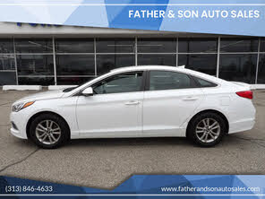 Hyundai Sonata SE FWD